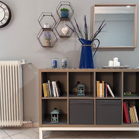 Cozy Apartment Near The City Center And Beaches Athen Eksteriør billede