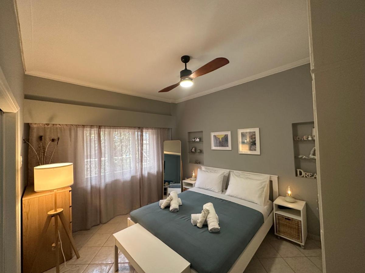 Cozy Apartment Near The City Center And Beaches Athen Eksteriør billede