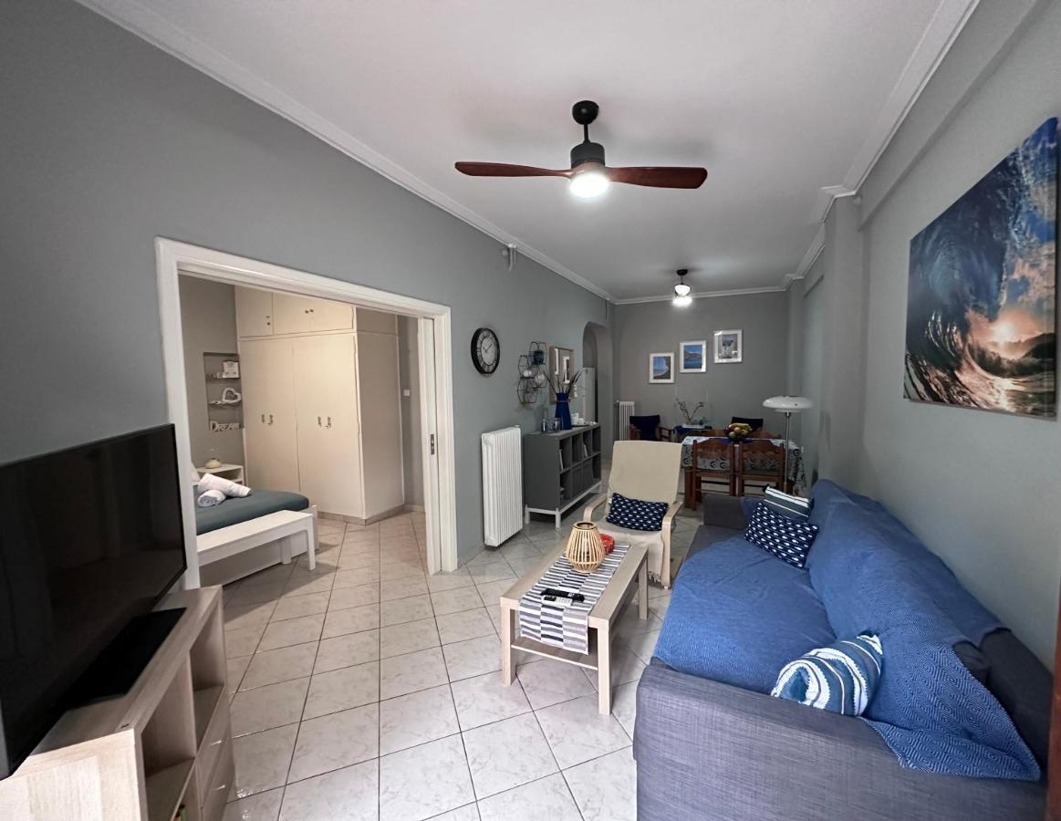 Cozy Apartment Near The City Center And Beaches Athen Eksteriør billede