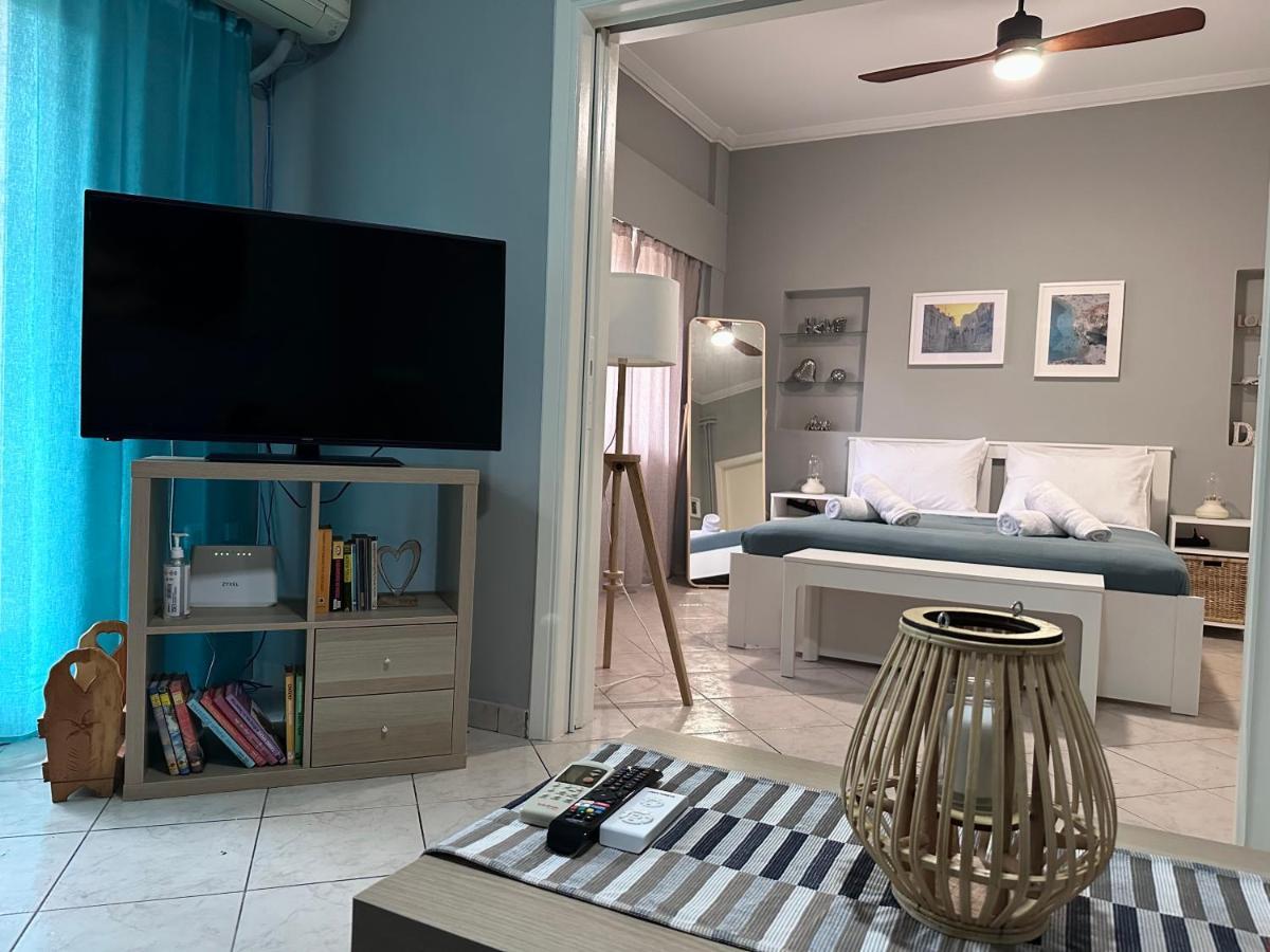 Cozy Apartment Near The City Center And Beaches Athen Eksteriør billede